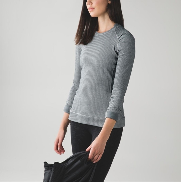 lululemon athletica Tops - Lululemon Think Fast Long Sleeve Heathered Herringbone Silver Spoon Blk